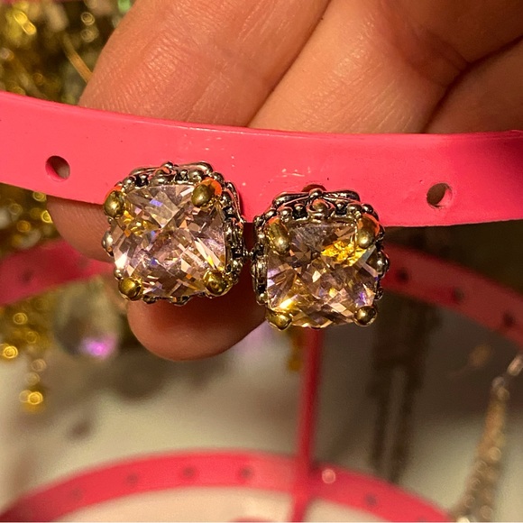 FINAL PRICE DROP SWAROVSKI Pink ABS Crystal earrings,pretty silver/gold setting - Picture 3 of 10
